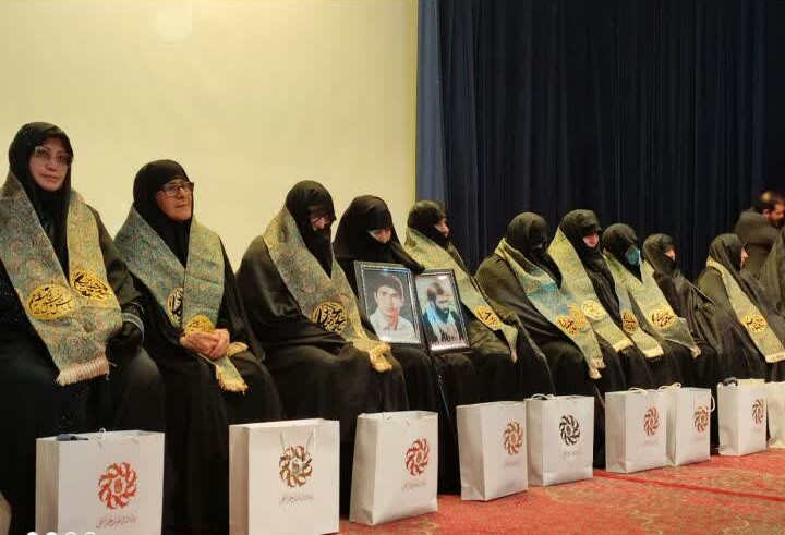 مراسم تکريم مادران فاطمي در کرمانشاه